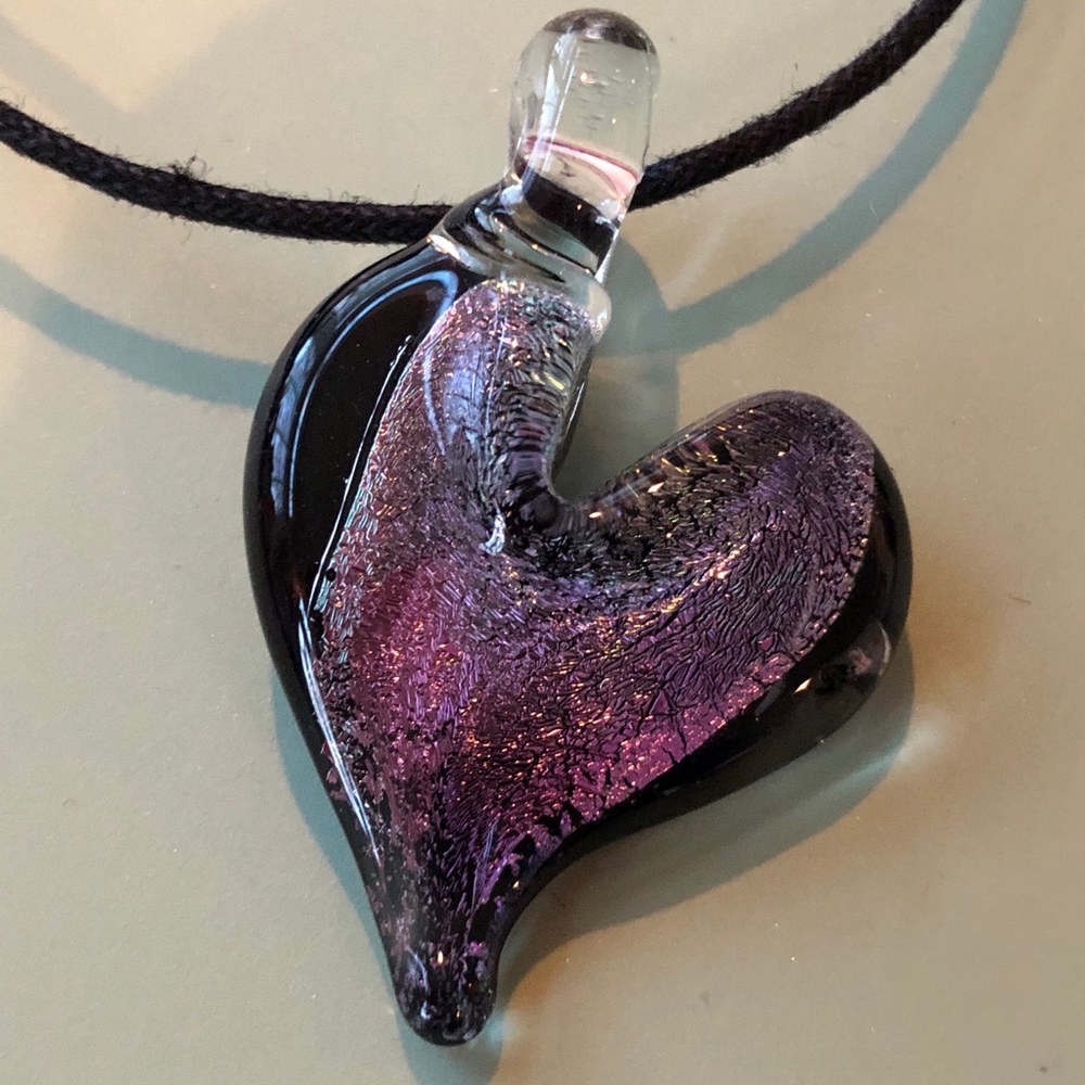 Crisanti Dichroic Glass Heart 💜 in purple